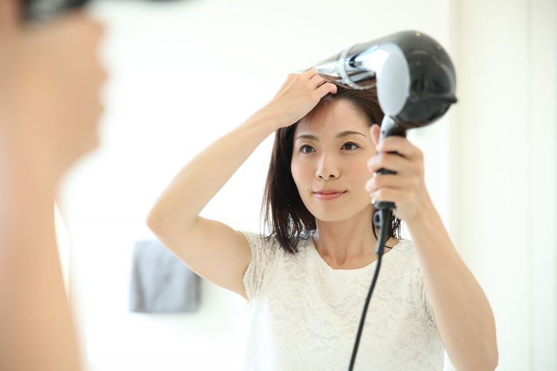 sấy tóc sao cho đúng cách